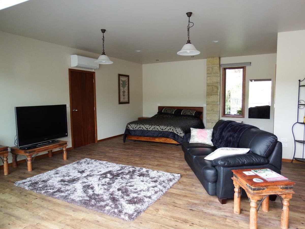 Mahana Farm Cottage 외부 사진