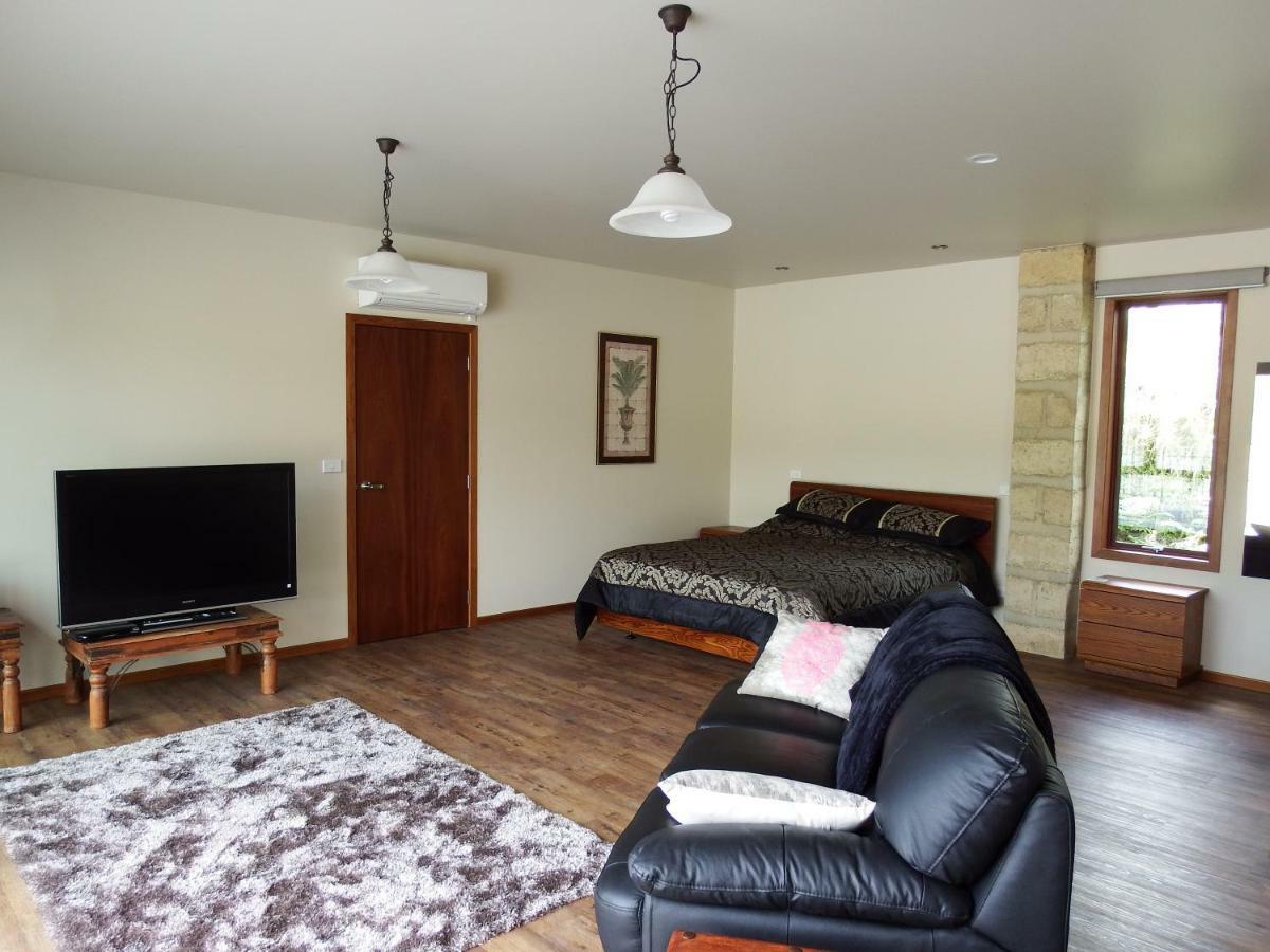 Mahana Farm Cottage 외부 사진